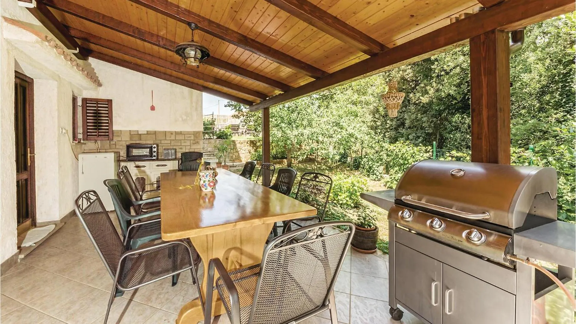 Nice Home In Pula With Kitchen Holiday home